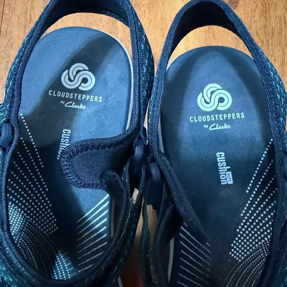 Clarks Sandals Womens 11M Navy Arla Glison Cloudsteppers Strappy Sporty 26126598